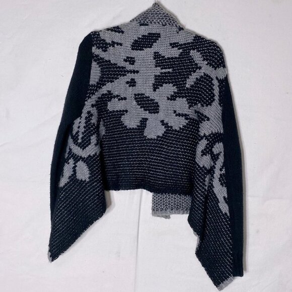 5/$25 Alison Sheri Black Grey Knit Open Front Waterfall Cardigan M - Picture 10 of 11